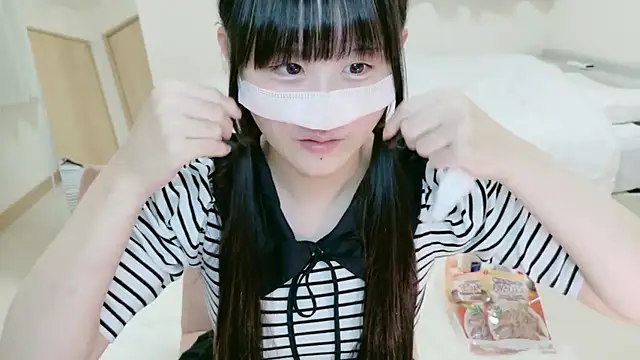 Snapshot of im_hina chatting on 09/28/25, 06:15 im hina online show from 09/28/25, 06:15