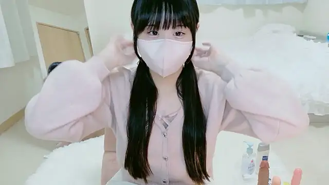 Snapshot of im_hina chatting on 10/05/25, 03:03 im hina online show from 10/05/25, 03:03