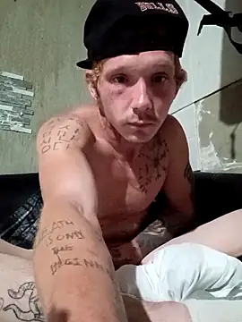 Snapshot of mastertrap chatting on 09/26/25, 06:53 mastertrap online show from 09/26/25, 06:53