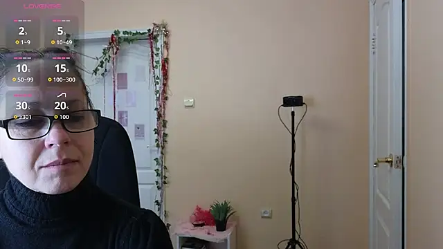 Snapshot of Ronda_Roni chatting on 01/08/26, 08:20 Ronda Roni online show from 01/08/26, 08:20