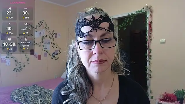 Snapshot of Ronda_Roni chatting on 01/15/26, 05:55 Ronda Roni online show from 01/15/26, 05:55