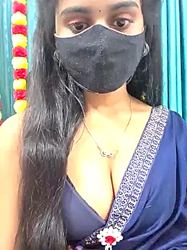 Aanya hotty online show from 11/24/25, 05:46