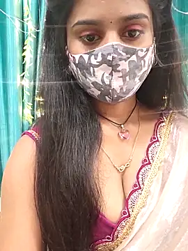 Snapshot of Aanya_hotty chatting on 10/13/25, 05:36 Aanya hotty online show from 10/13/25, 05:36