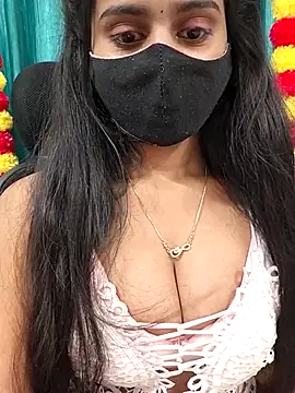 Aanya hotty online show from 11/07/25, 04:44