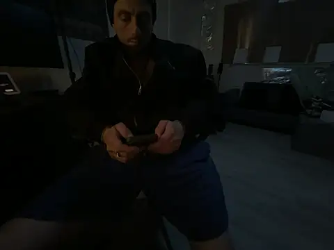 bigthingss69 online show from 06/05/26, 01:32