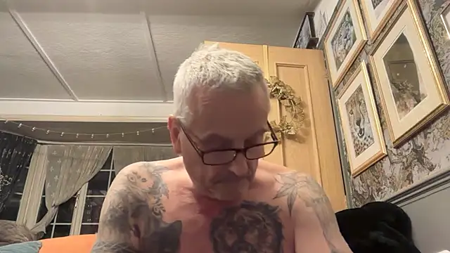 poggles online show from 02/10/26, 09:25