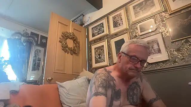 poggles online show from 07/14/26, 02:01
