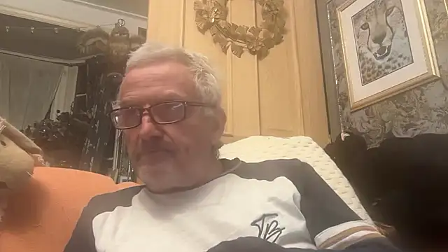 poggles online show from 11/14/25, 10:46