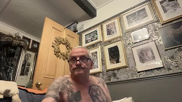 poggles online show from 03/31/26, 07:16