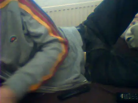 Snapshot of rimbaud77 chatting on 05/19/26, 01:29 rimbaud77 online show from 05/19/26, 01:29