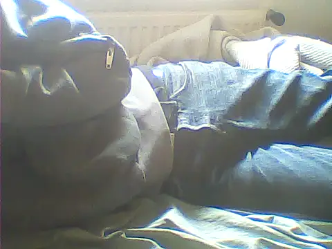 Snapshot of rimbaud77 chatting on 09/28/25, 09:27 rimbaud77 online show from 09/28/25, 09:27