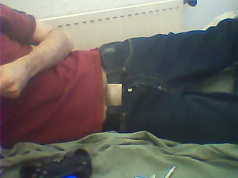 Snapshot of rimbaud77 chatting on 10/11/25, 02:07 rimbaud77 online show from 10/11/25, 02:07