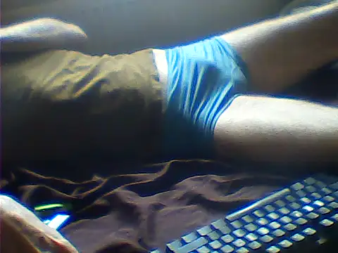Snapshot of rimbaud77 chatting on 05/02/26, 09:25 rimbaud77 online show from 05/02/26, 09:25
