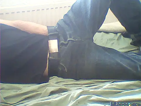 Snapshot of rimbaud77 chatting on 09/25/25, 02:34 rimbaud77 online show from 09/25/25, 02:34