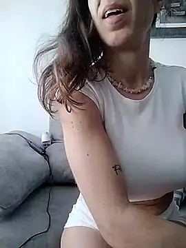 agustinalatina online show from 02/05/26, 11:39