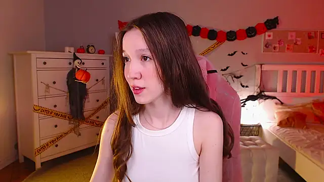 Shriya Sarann online show from 10/24/25, 02:05