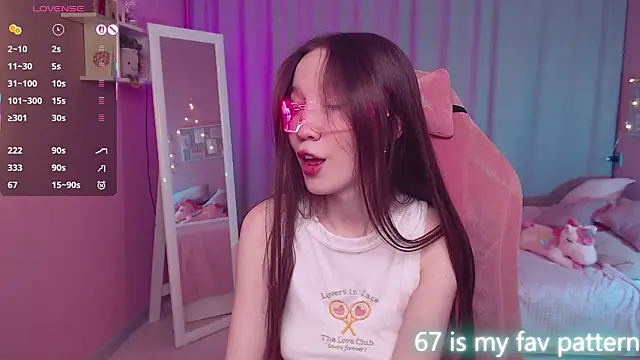 Shriya Sarann online show from 03/13/26, 02:11