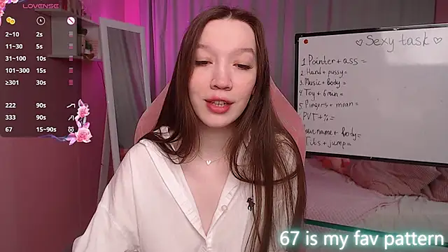 Shriya Sarann online show from 03/31/26, 02:08