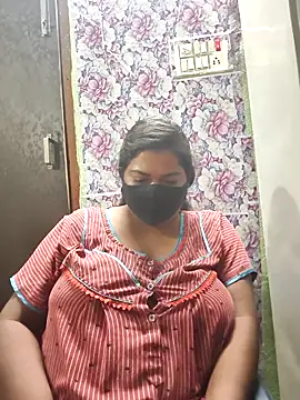 Liyaa 24 online show from 03/31/26, 06:43