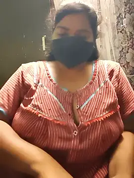 Snapshot of Liyaa_24 chatting on 06/19/26, 05:08 Liyaa 24 online show from 06/19/26, 05:08