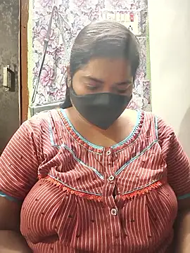 Liyaa 24 online show from 04/08/26, 05:36