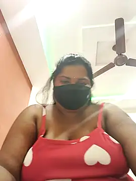 Liyaa 24 online show from 04/04/26, 07:31