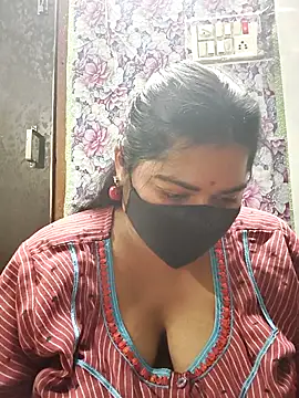 Liyaa 24 online show from 03/20/26, 04:52