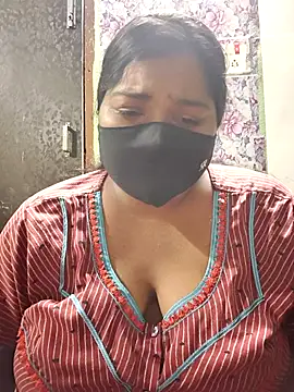 Liyaa 24 online show from 04/20/26, 04:41