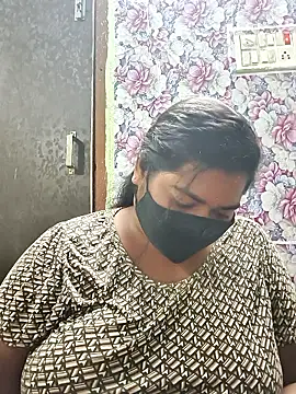 Liyaa 24 online show from 03/15/26, 08:05