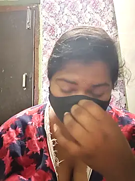 Liyaa 24 online show from 03/30/26, 06:15