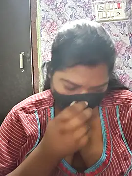 Liyaa 24 online show from 03/31/26, 06:37