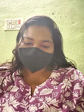 Snapshot of Liyaa_24 chatting on 02/15/26, 04:50 Liyaa 24 online show from 02/15/26, 04:50