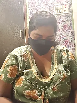 Liyaa 24 online show from 04/02/26, 05:30