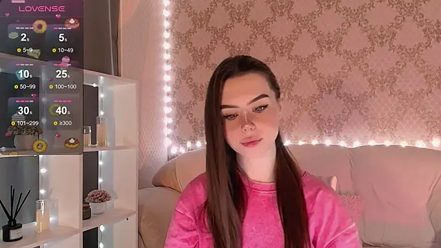 HolyMiax online show from 11/26/25, 03:39