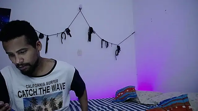 Snapshot of morbo_total69 chatting on 10/27/25, 11:38 morbo total69 online show from 10/27/25, 11:38