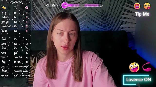 ChristyCrayme online show from 07/04/26, 09:52