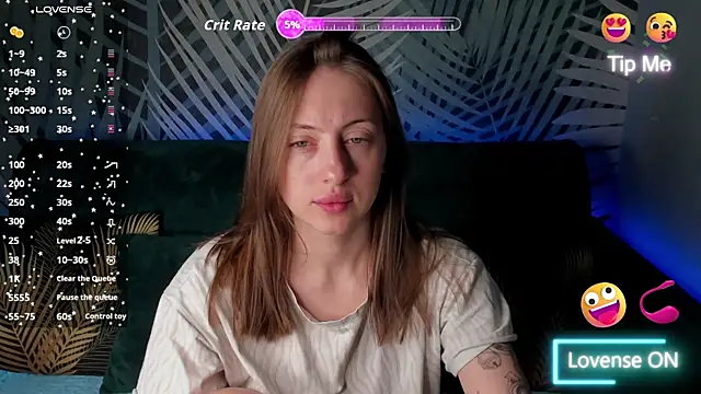 ChristyCrayme online show from 05/05/26, 10:02