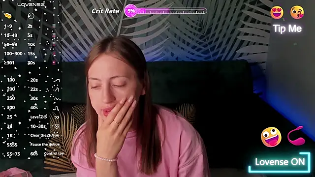 ChristyCrayme online show from 06/19/26, 10:04