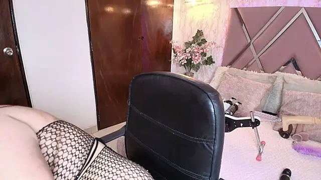 Dolce pearl online show from 10/13/25, 03:52