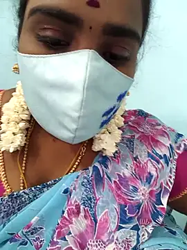 Snapshot of Tamil_riyalini12 chatting on 09/20/25, 05:34 Tamil riyalini12 online show from 09/20/25, 05:34