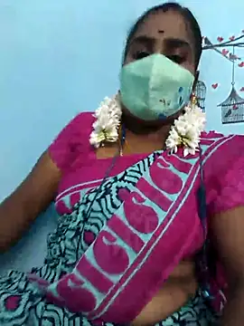 Snapshot of Tamil_riyalini12 chatting on 10/01/25, 06:34 Tamil riyalini12 online show from 10/01/25, 06:34