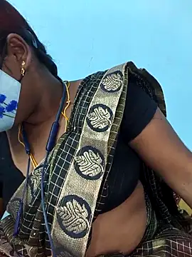 Tamil riyalini12 online show from 11/14/25, 04:05