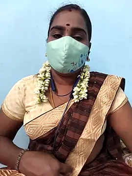 Snapshot of Tamil_riyalini12 chatting on 10/12/25, 07:10 Tamil riyalini12 online show from 10/12/25, 07:10