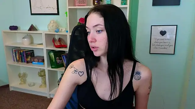 Ivanna  Rose online show from 11/17/25, 05:22