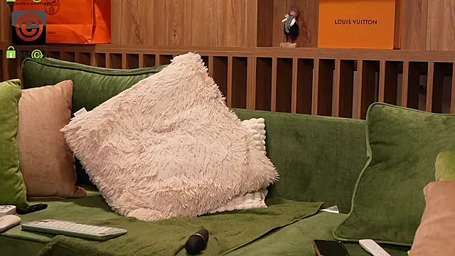 LunaBex online show from 03/13/26, 07:19