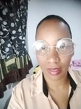 EbonyHorrny online show from 10/31/25, 03:36