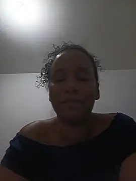 Snapshot of EbonyHorrny chatting on 07/16/26, 01:35 EbonyHorrny online show from 07/16/26, 01:35