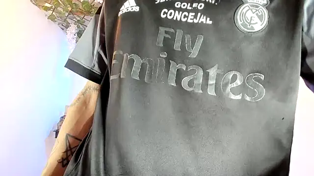 Bastian boyshot77 online show from 02/01/26, 07:45