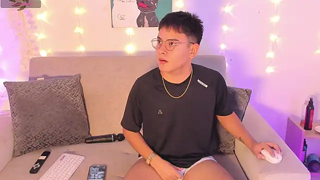 Young Ben online show from 04/26/26, 01:14