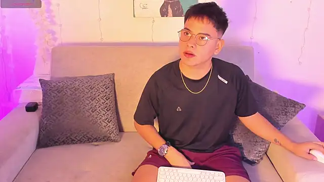 Young Ben online show from 04/18/26, 12:13